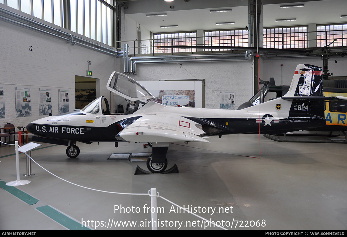 Aircraft Photo of 65-10824 / AF65-824 | Cessna T-37B Tweety Bird | USA - Air Force | AirHistory.net #722068