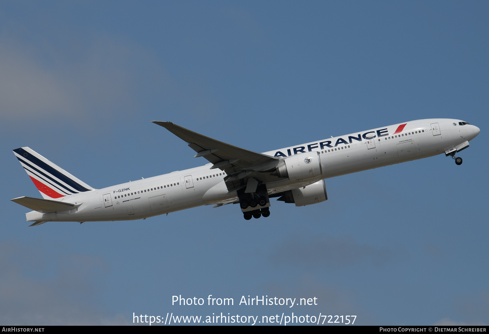 Aircraft Photo of F-GZNK | Boeing 777-328/ER | Air France | AirHistory.net #722157