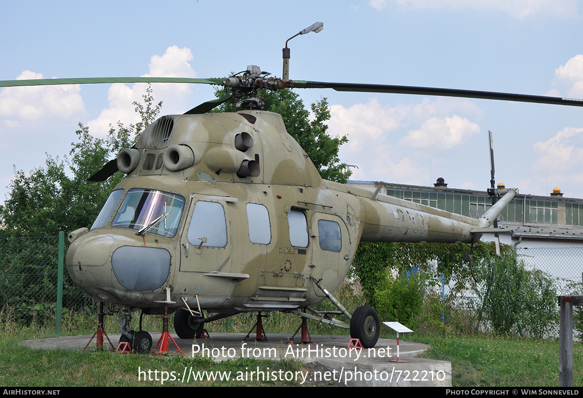 Aircraft Photo of 383 / 9460 | Mil Mi-2 | East Germany - Air Force | AirHistory.net #722210