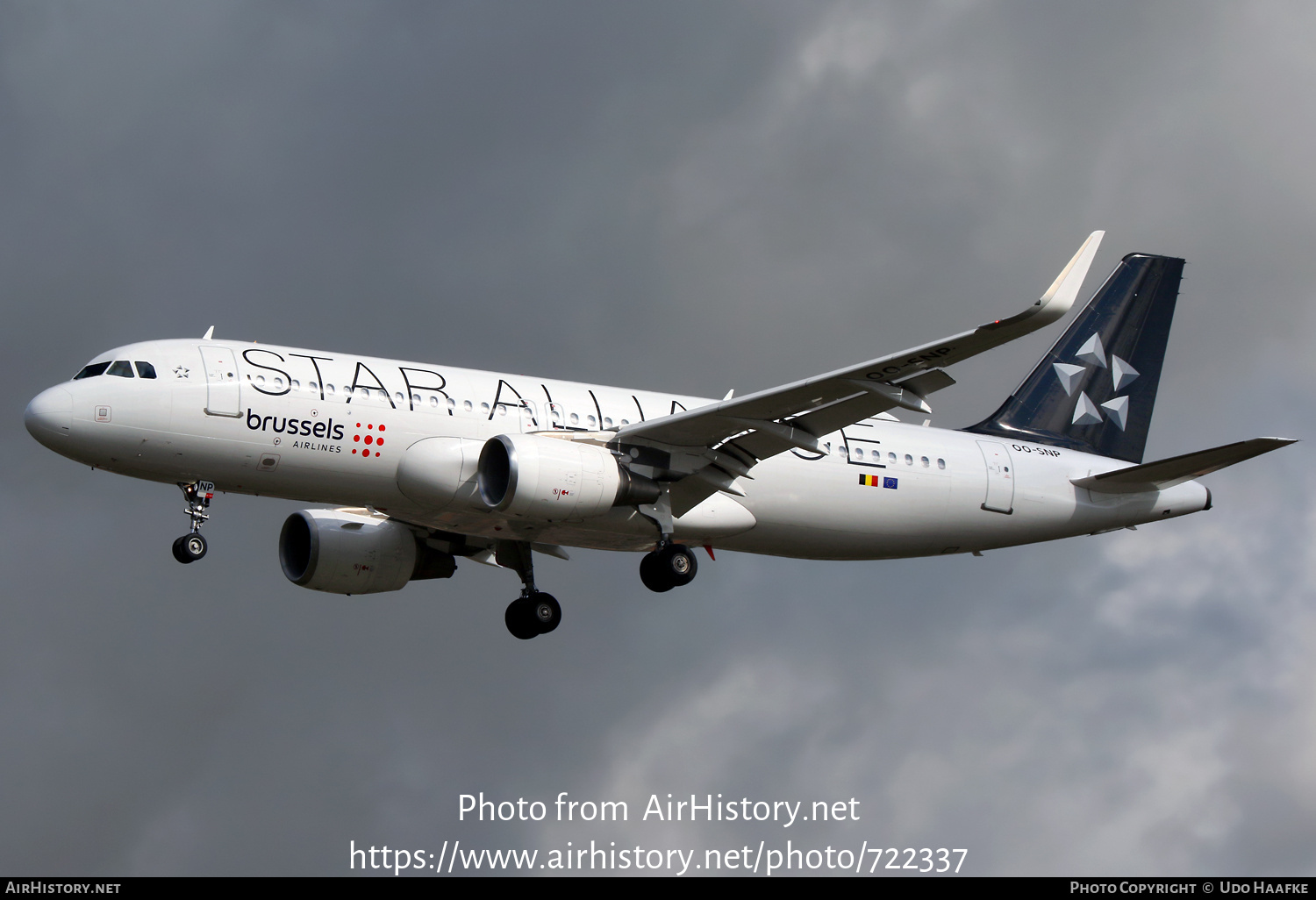 Aircraft Photo of OO-SNP | Airbus A320-214 | Brussels Airlines | AirHistory.net #722337