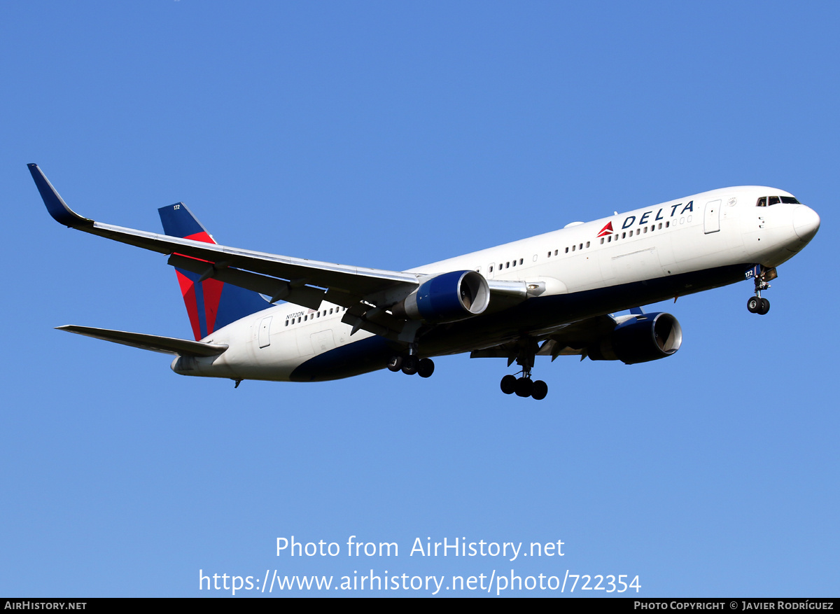 Aircraft Photo of N172DN | Boeing 767-332/ER | Delta Air Lines | AirHistory.net #722354