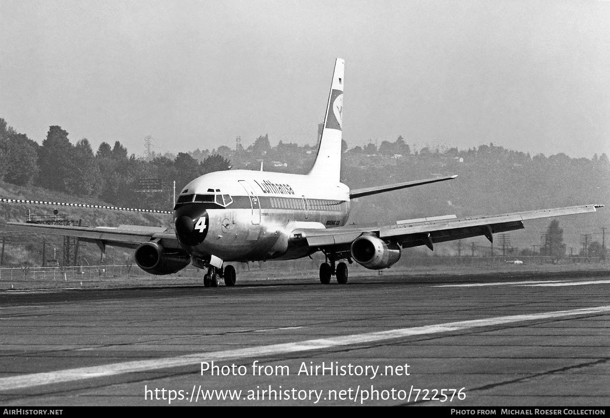 Aircraft Photo of N2289C | Boeing 737-130 | Lufthansa | AirHistory.net #722576