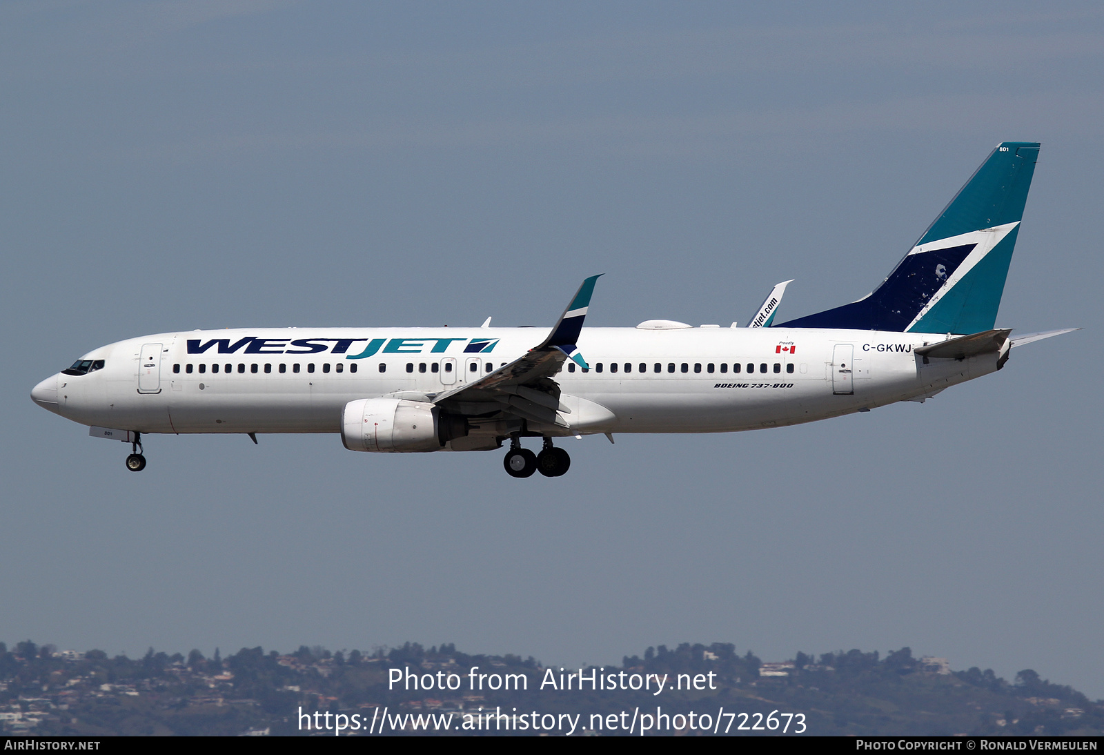 Aircraft Photo of C-GKWJ | Boeing 737-8CT | WestJet | AirHistory.net #722673