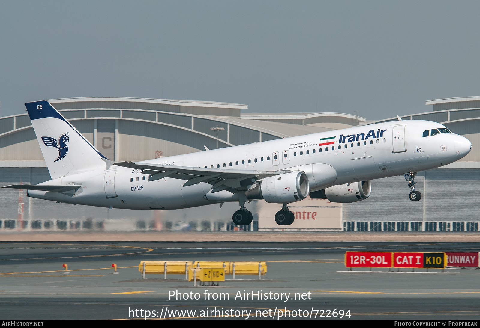 Aircraft Photo of EP-IEE | Airbus A320-211 | Iran Air | AirHistory.net #722694