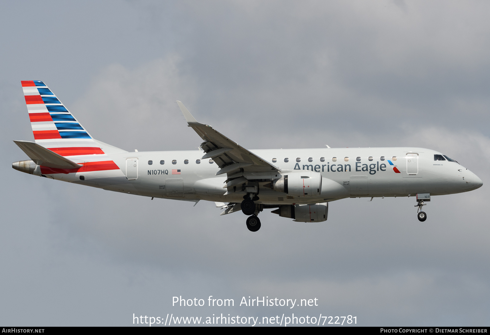 Aircraft Photo of N107HQ | Embraer 175LR (ERJ-170-200LR) | American Eagle | AirHistory.net #722781