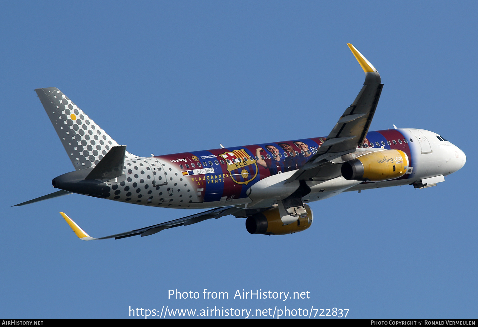 Aircraft Photo of EC-MER | Airbus A320-232 | Vueling Airlines | AirHistory.net #722837