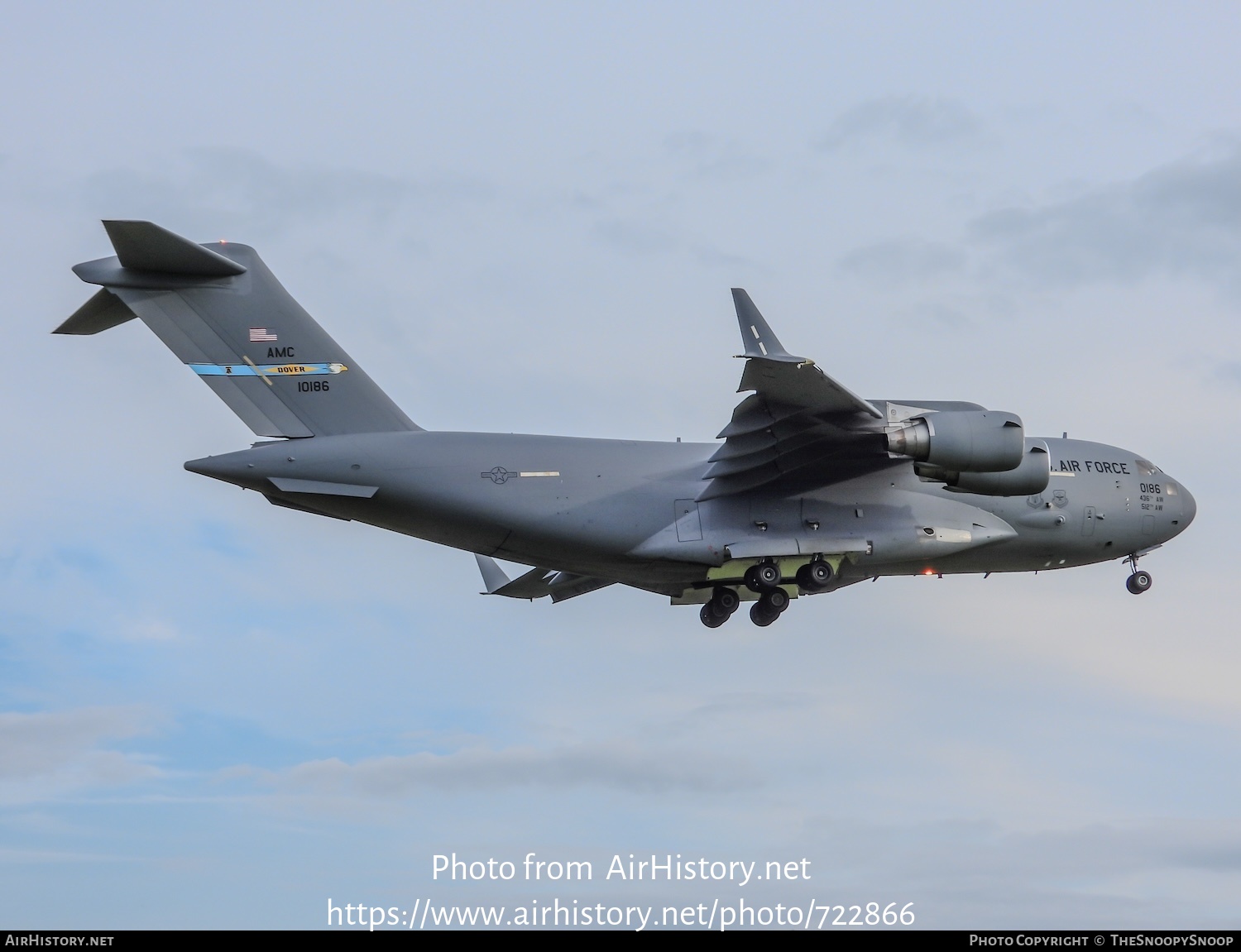 Aircraft Photo of 01-0186 / 10186 | Boeing C-17A Globemaster III | USA - Air Force | AirHistory.net #722866