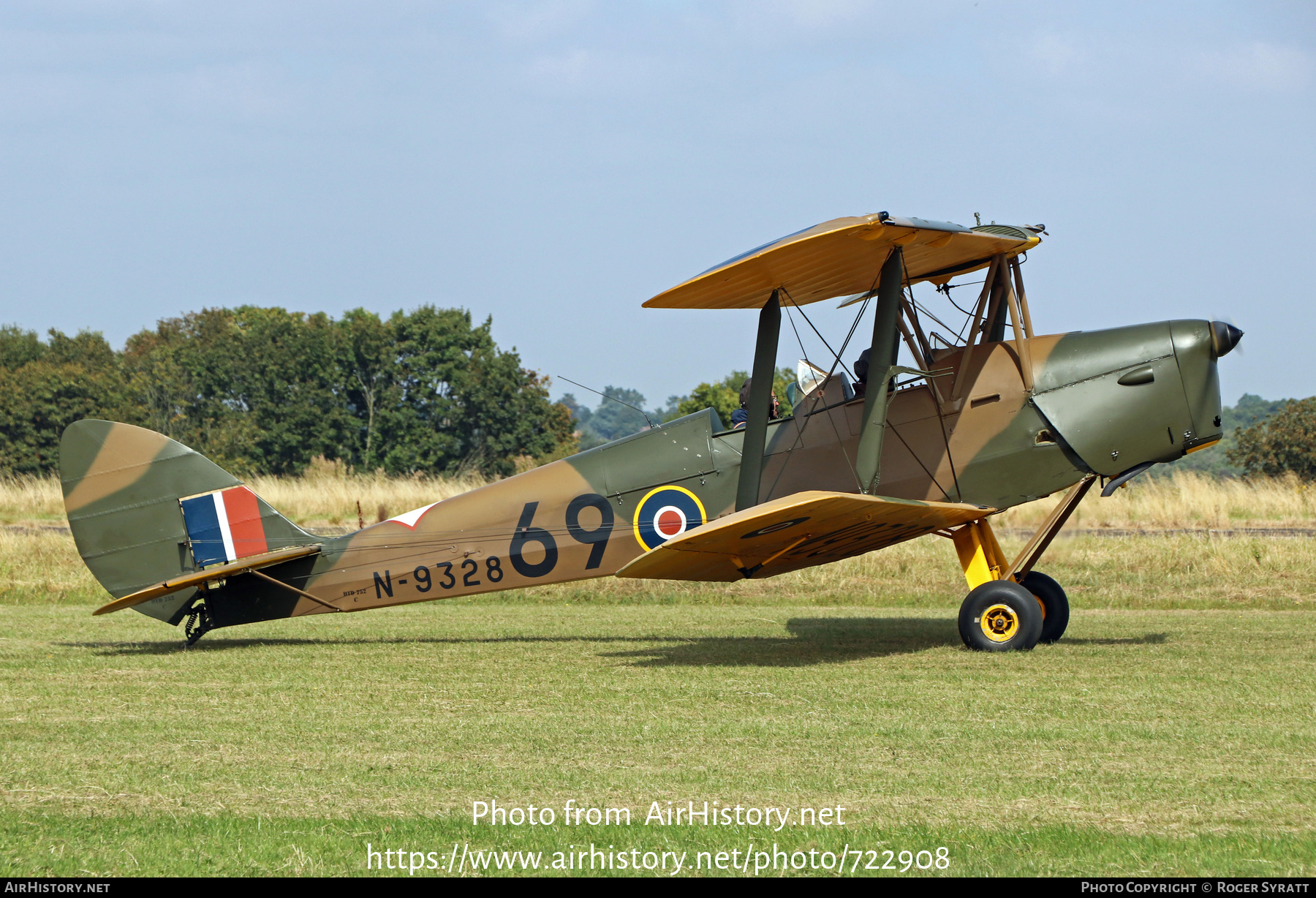 Aircraft Photo of G-ALWS / N9328 | De Havilland D.H. 82A Tiger Moth | UK - Air Force | AirHistory.net #722908