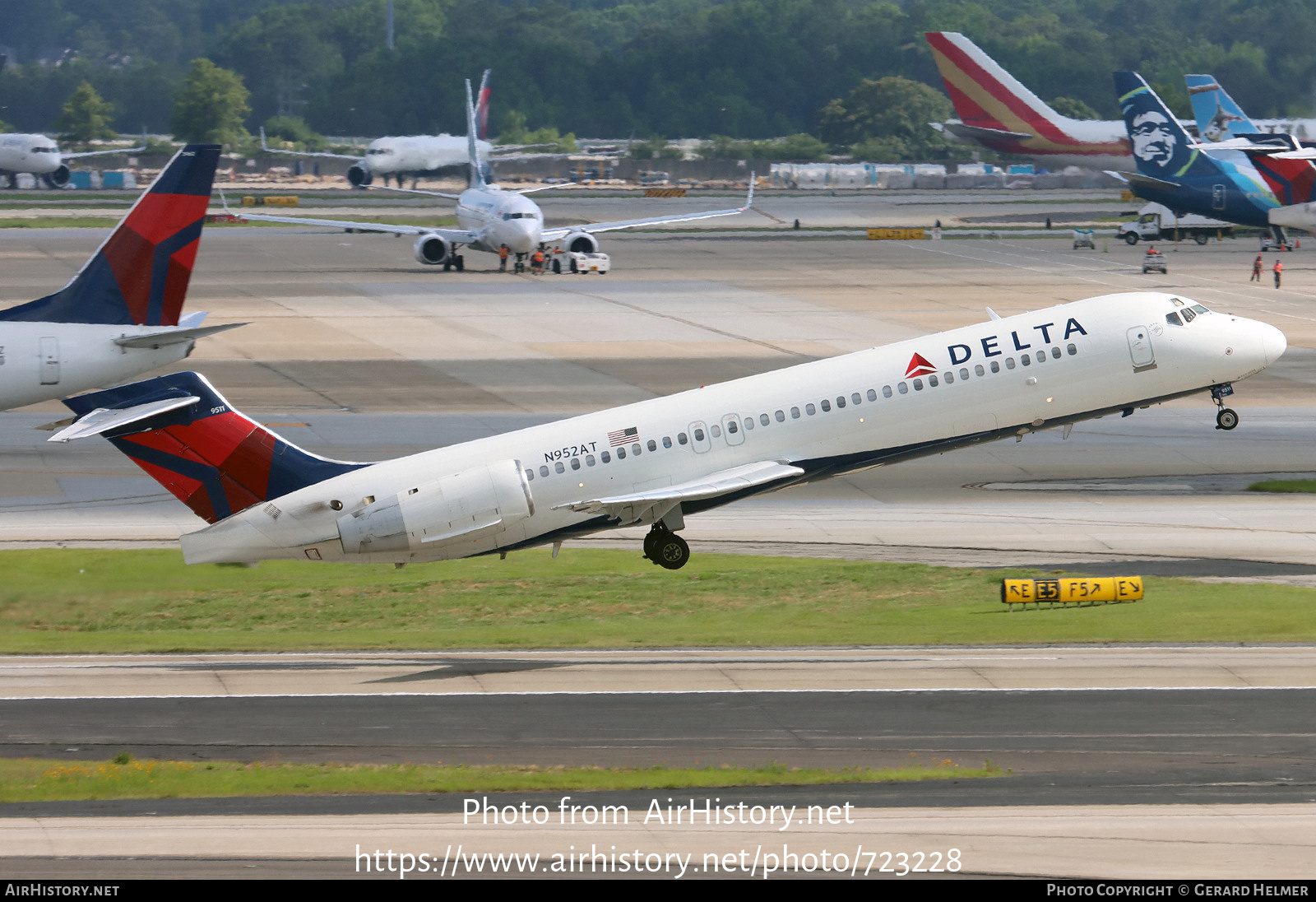 Aircraft Photo of N952AT | Boeing 717-2BD | Delta Air Lines | AirHistory.net #723228