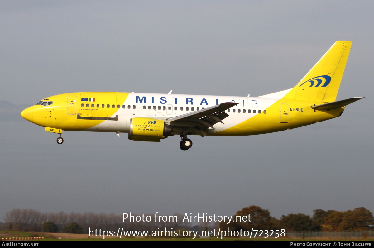 Aircraft Photo of EI-BUE | Boeing 737-348 | Mistral Air | AirHistory.net #723258