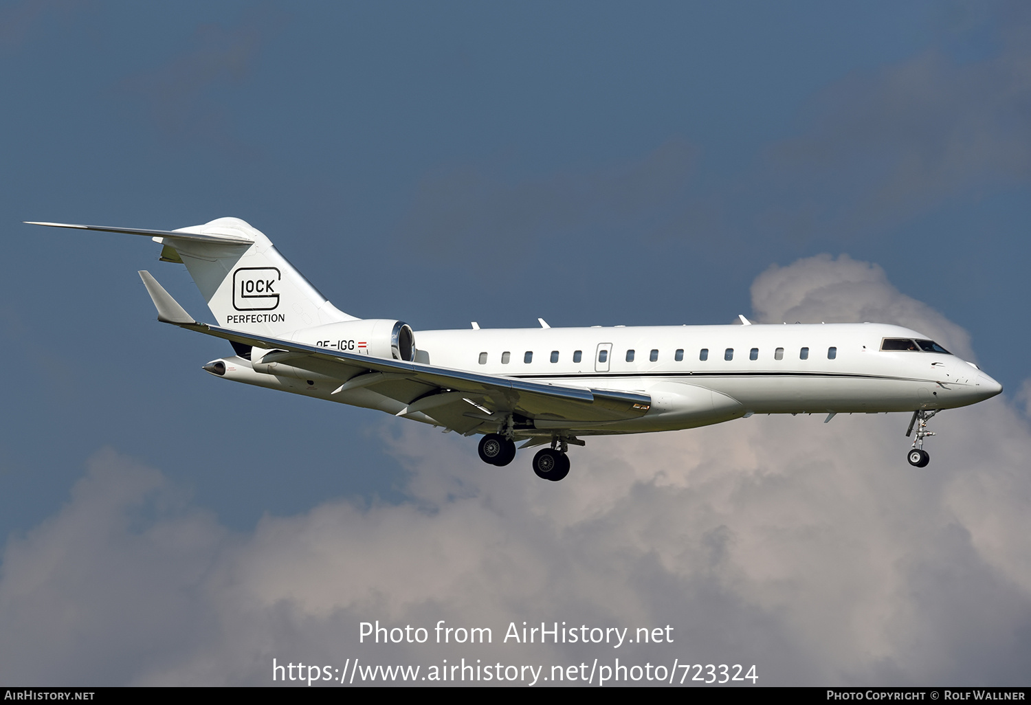 Aircraft Photo of OE-IGG | Bombardier Global Express XRS (BD-700-1A10) | Glock Aviation | AirHistory.net #723324