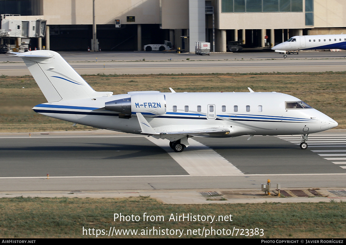 Aircraft Photo of M-FRZN | Bombardier Challenger 605 (CL-600-2B16) | AirHistory.net #723383