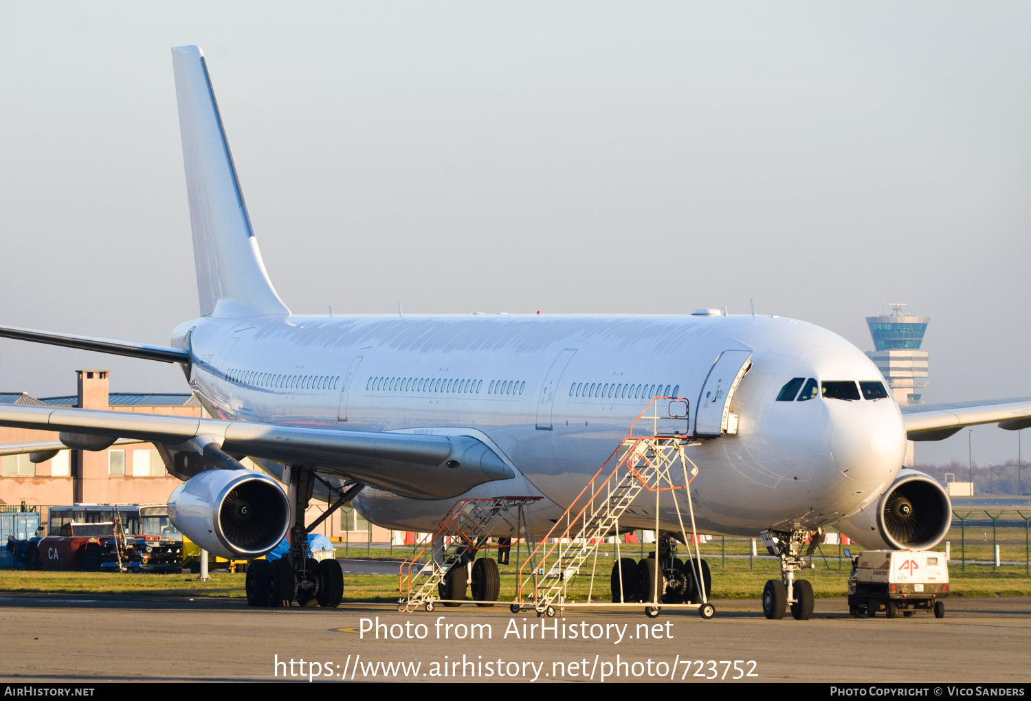 Aircraft Photo of CS-TQZ | Airbus A340-313X | AirHistory.net #723752