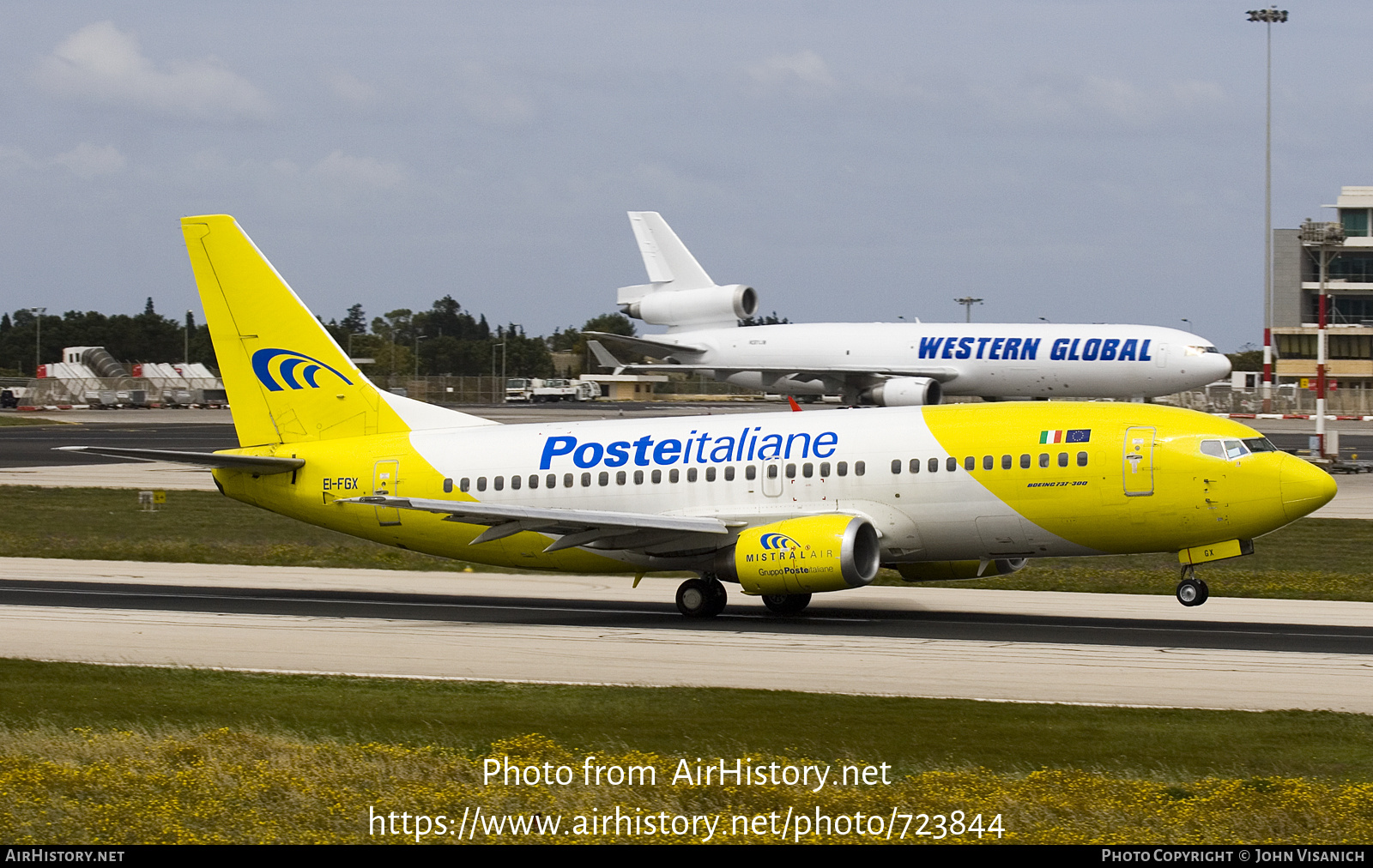 Aircraft Photo of EI-FGX | Boeing 737-3Q8(QC) | Poste Italiane | AirHistory.net #723844