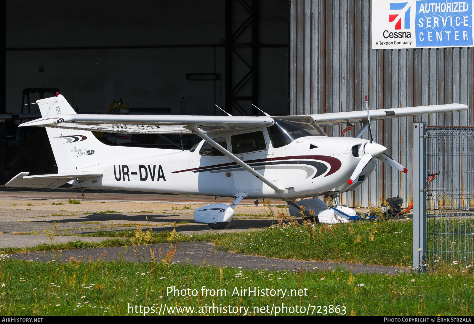 Aircraft Photo of UR-DVA | Cessna 172S Skyhawk SP | AirHistory.net #723863