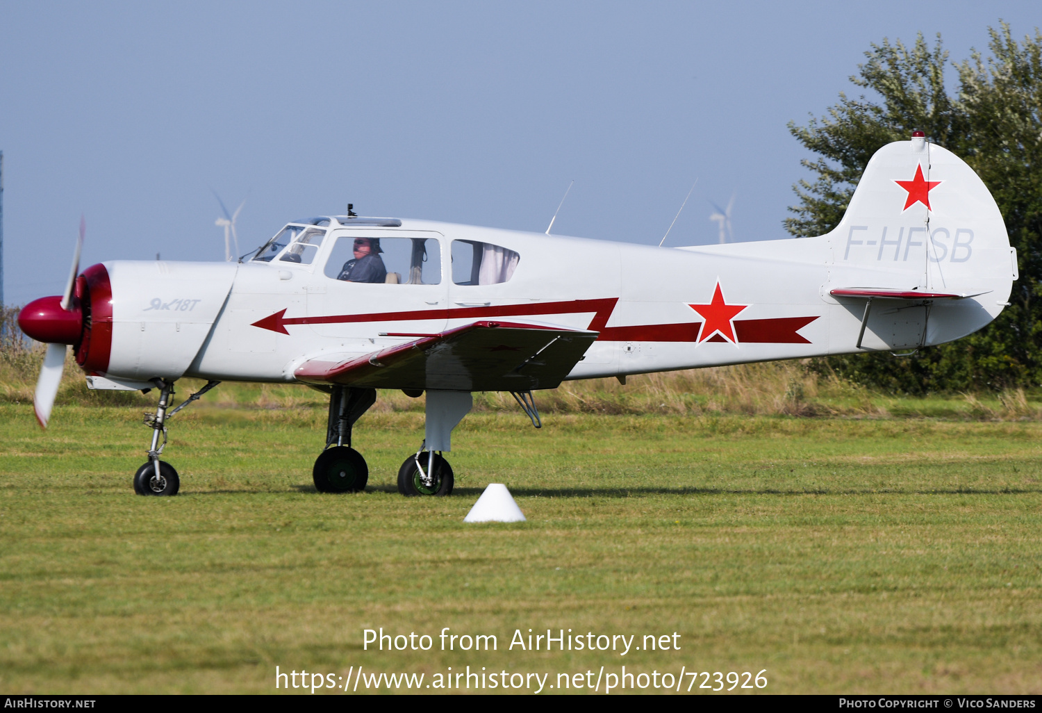 Aircraft Photo of F-HFSB | Yakovlev Yak-18T | AirHistory.net #723926