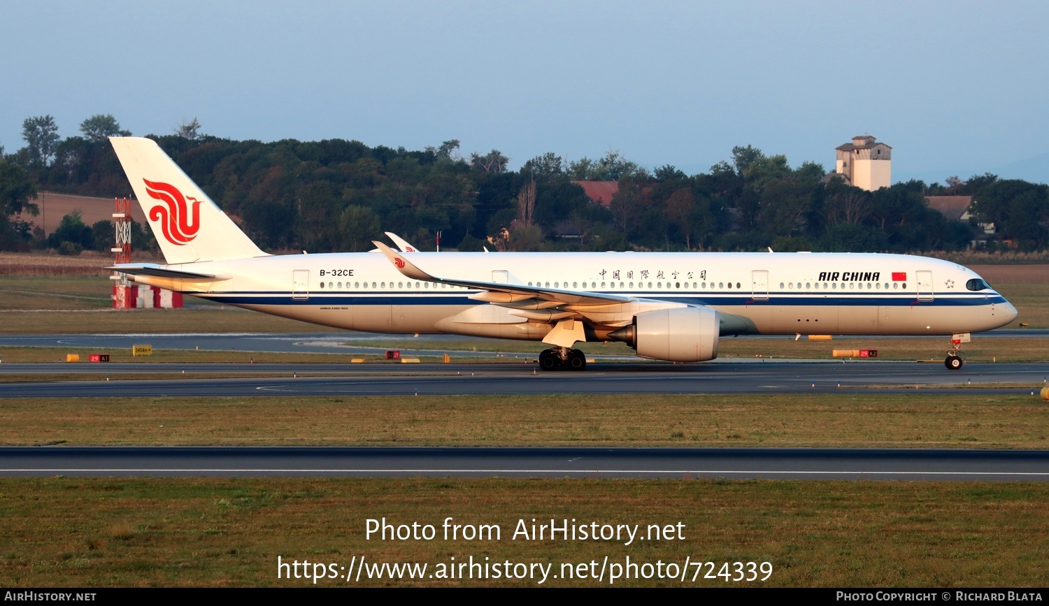 Aircraft Photo of B-32CE | Airbus A350-900 | Air China | AirHistory.net #724339