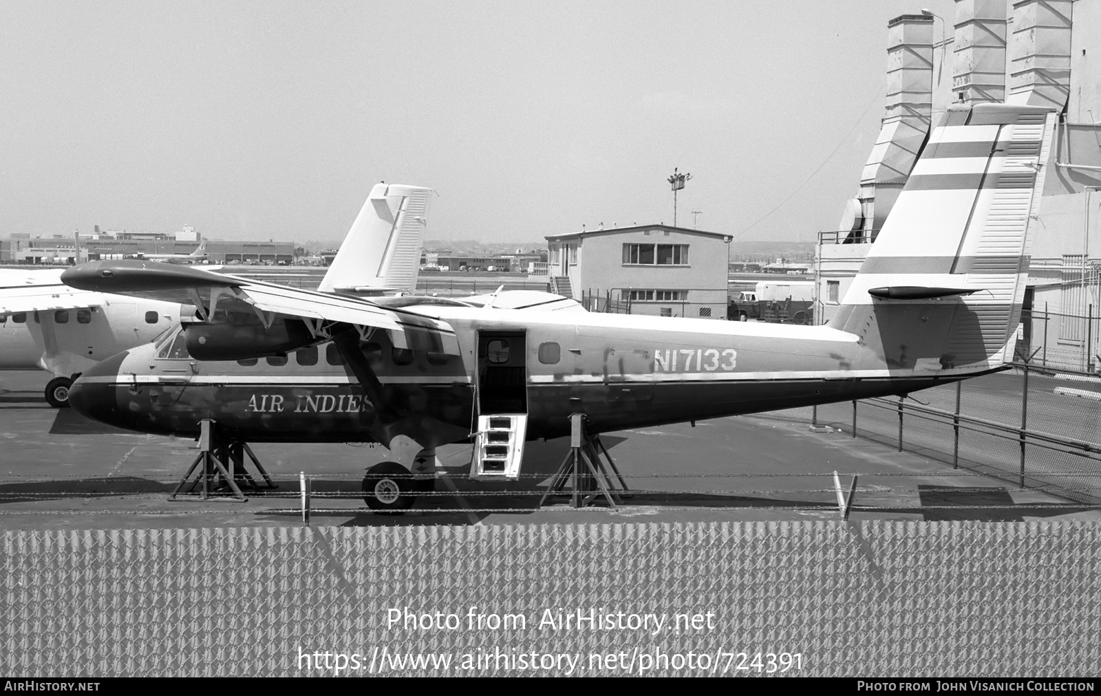 Aircraft Photo of N17133 | De Havilland Canada DHC-6-100 Twin Otter | Air Indies | AirHistory.net #724391