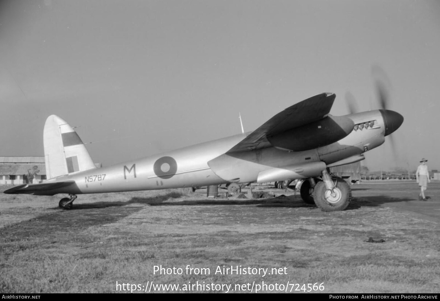 Aircraft Photo of NS787 | De Havilland D.H. 98 Mosquito PR16 | UK - Air Force | AirHistory.net #724566