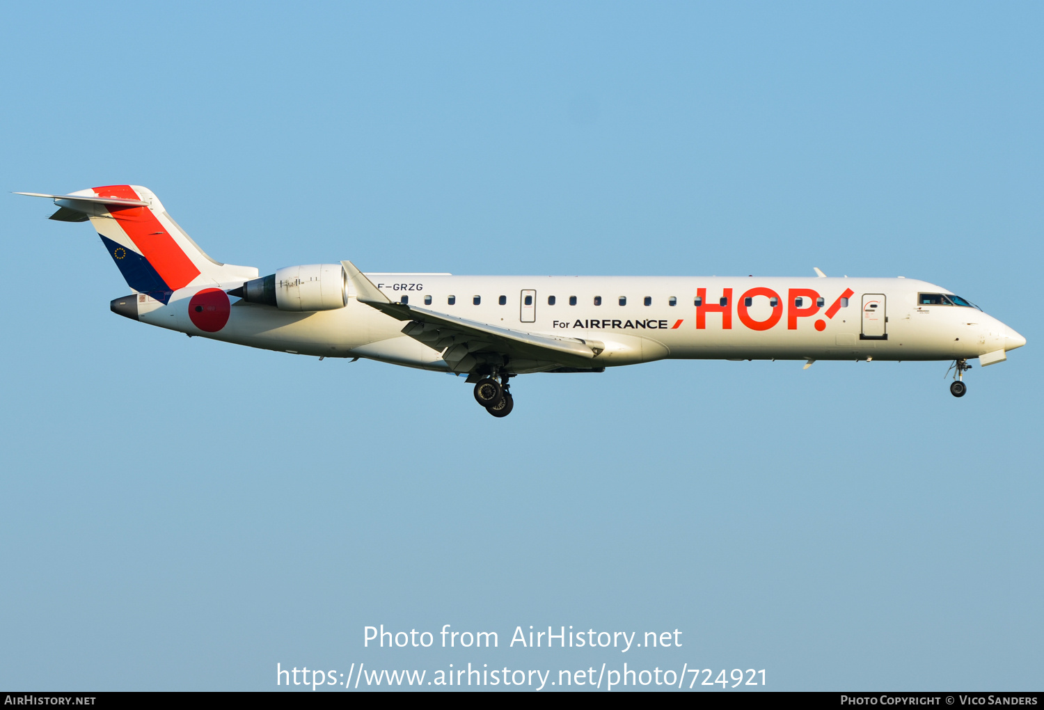 Aircraft Photo of F-GRZG | Bombardier CRJ-702 (CL-600-2C10) | Hop! | AirHistory.net #724921