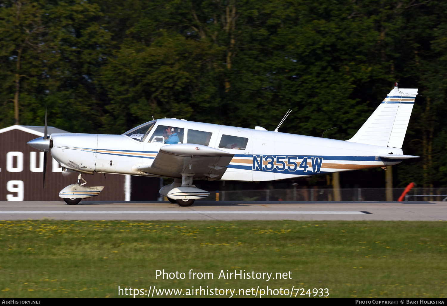 Aircraft Photo of N3354W | Piper PA-32-260 Cherokee Six | AirHistory.net #724933