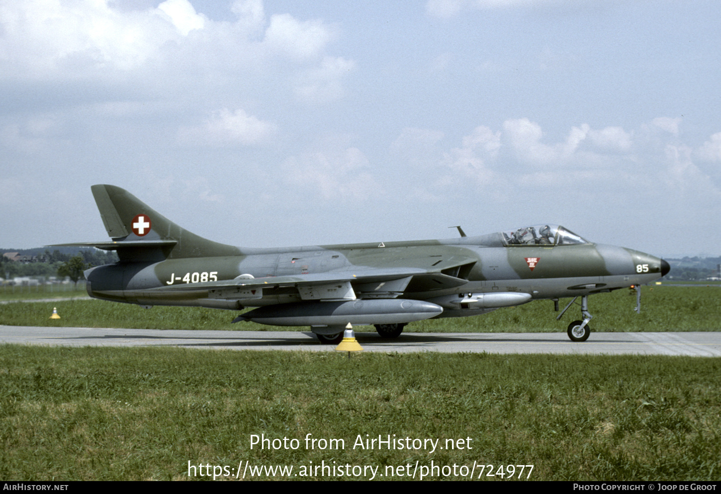 Aircraft Photo of J-4085 | Hawker Hunter F58 | Switzerland - Air Force | AirHistory.net #724977