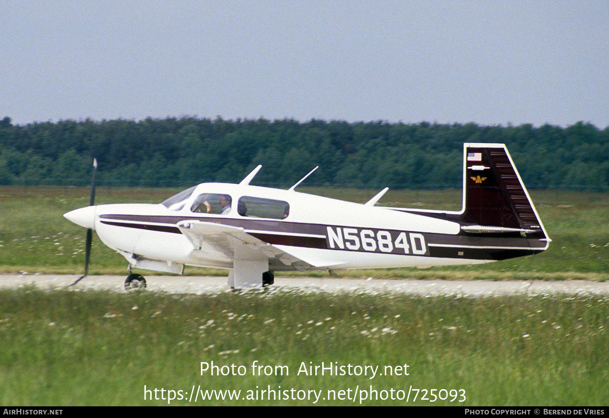 Aircraft Photo of N5684D | Mooney M-20J 205 | AirHistory.net #725093