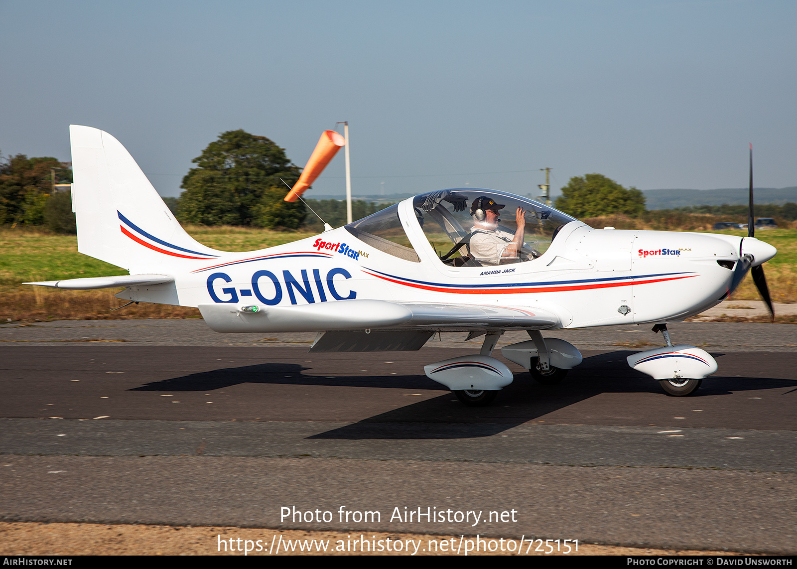 Aircraft Photo of G-ONIC | Evektor-Aerotechnik SportStar MAX | AirHistory.net #725151