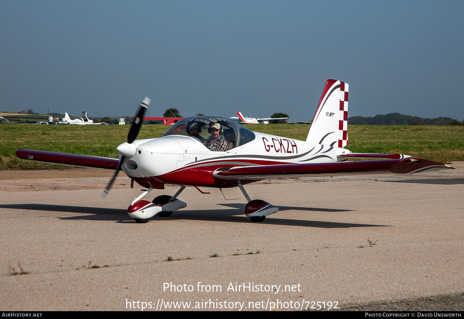 Aircraft Photo of G-CKZH | Van's RV-12 | AirHistory.net #725192