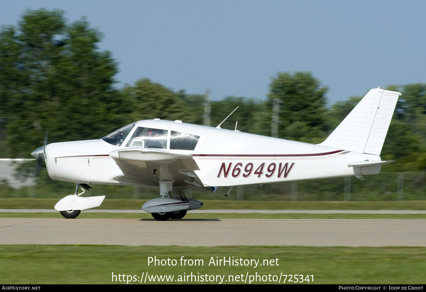 Aircraft Photo of N6949W | Piper PA-28-140 Cherokee | AirHistory.net #725341