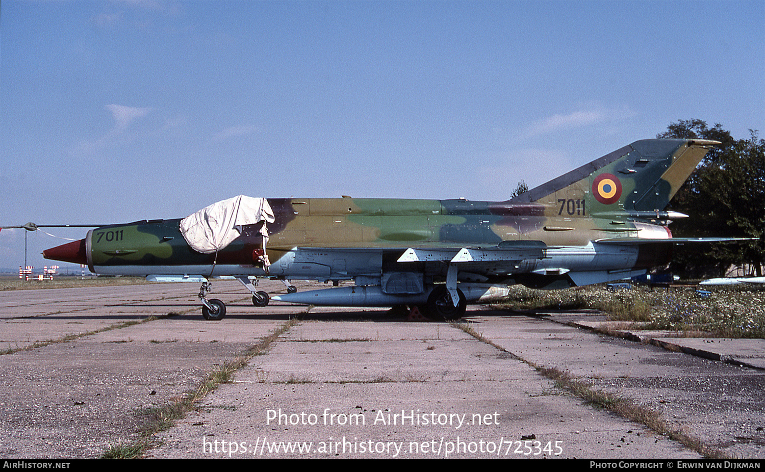 Aircraft Photo of 7011 | Mikoyan-Gurevich MiG-21MF-75 Lancer A | Romania - Air Force | AirHistory.net #725345