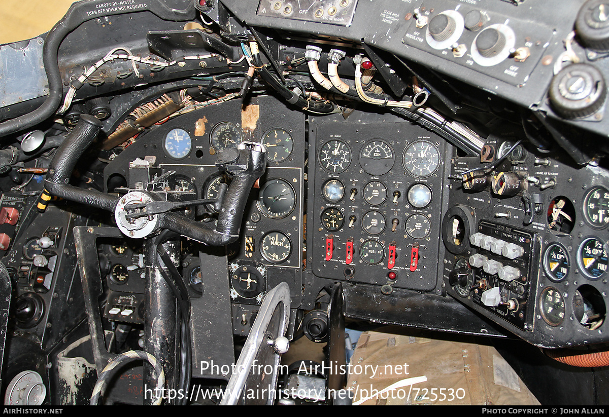 Aircraft Photo of WH984 | English Electric Canberra B15 | UK - Air Force | AirHistory.net #725530