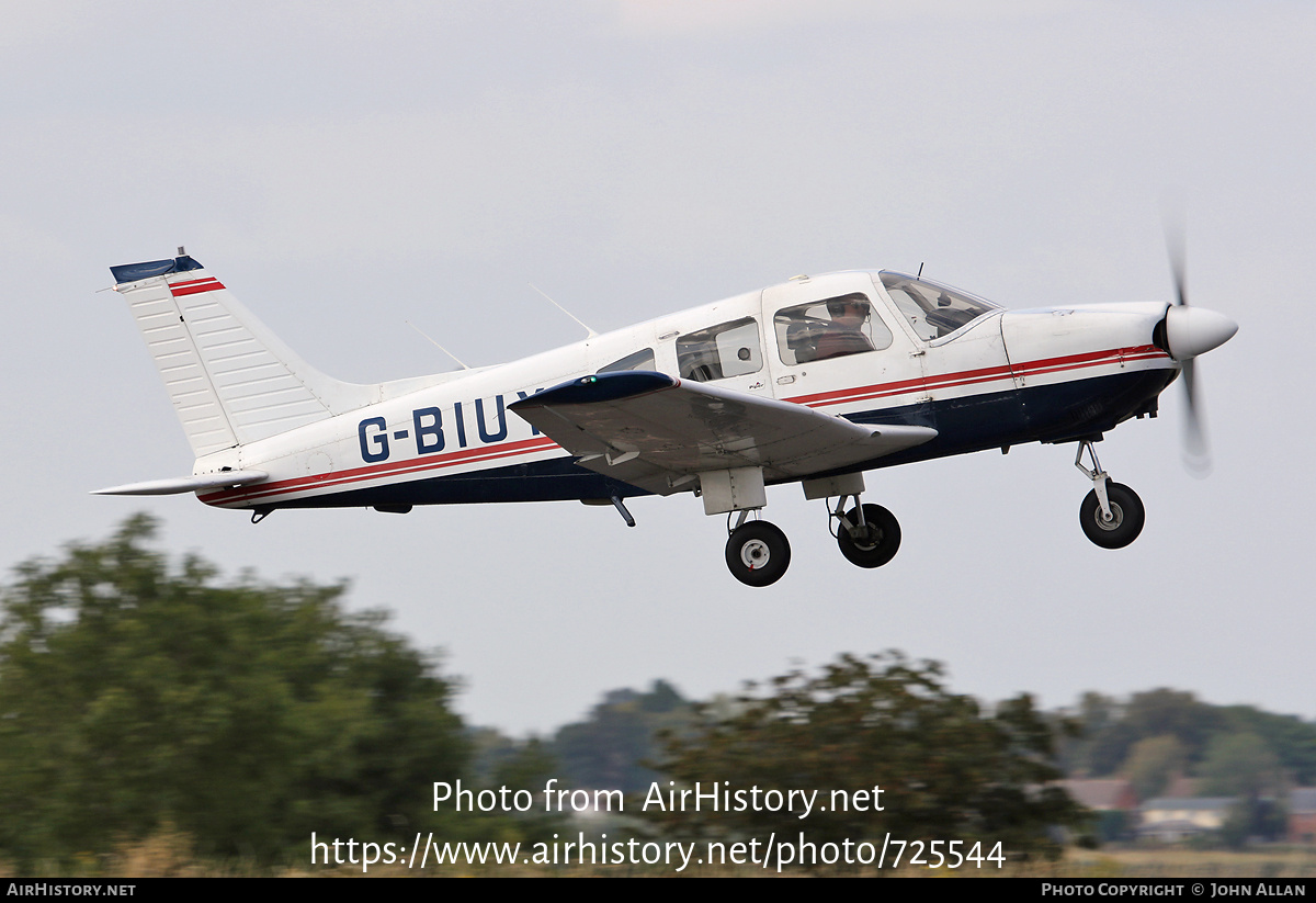 Aircraft Photo of G-BIUY | Piper PA-28-181 Archer II | AirHistory.net #725544