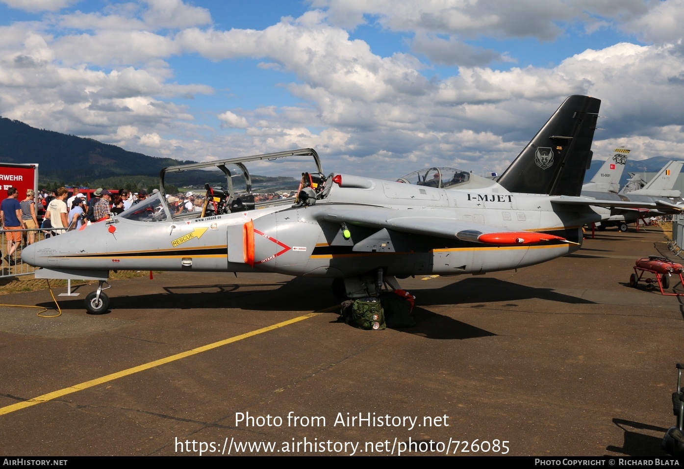 Aircraft Photo of I-MJET | SIAI-Marchetti S-211 | Italy - Air Force | AirHistory.net #726085