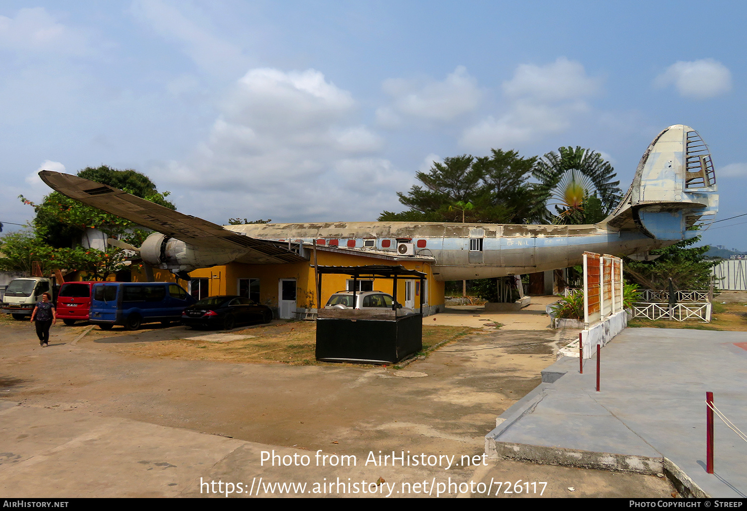 Aircraft Photo of CF-NAL | Lockheed L-1049H Super Constellation | AirHistory.net #726117