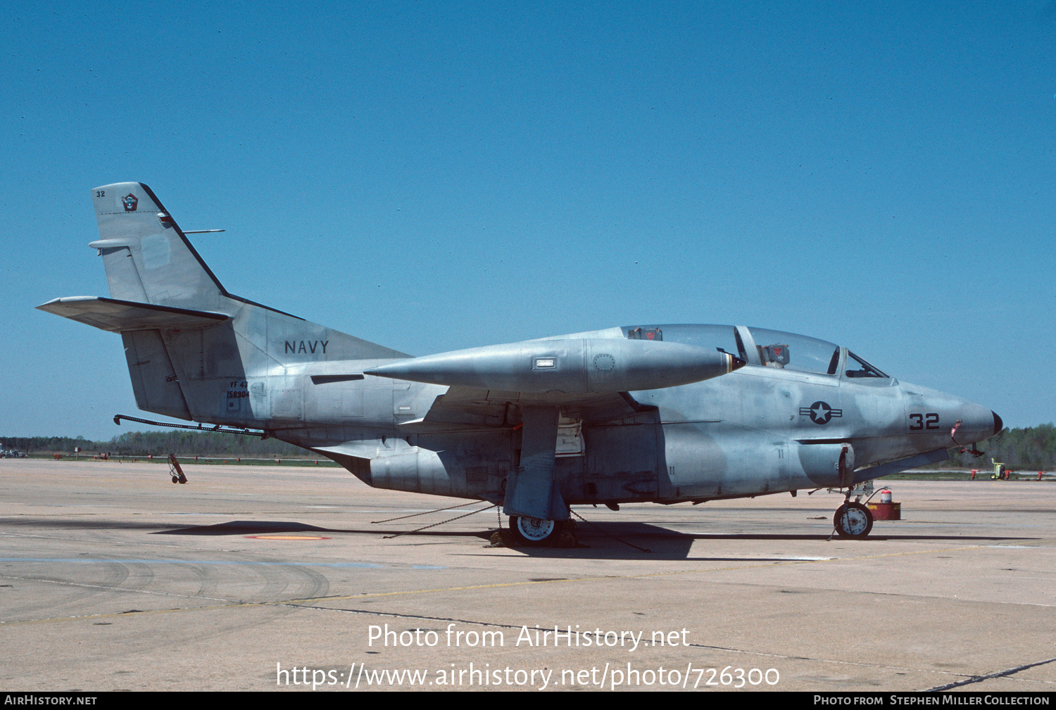 Aircraft Photo of 158904 | North American Rockwell T-2C Buckeye | USA - Navy | AirHistory.net #726300