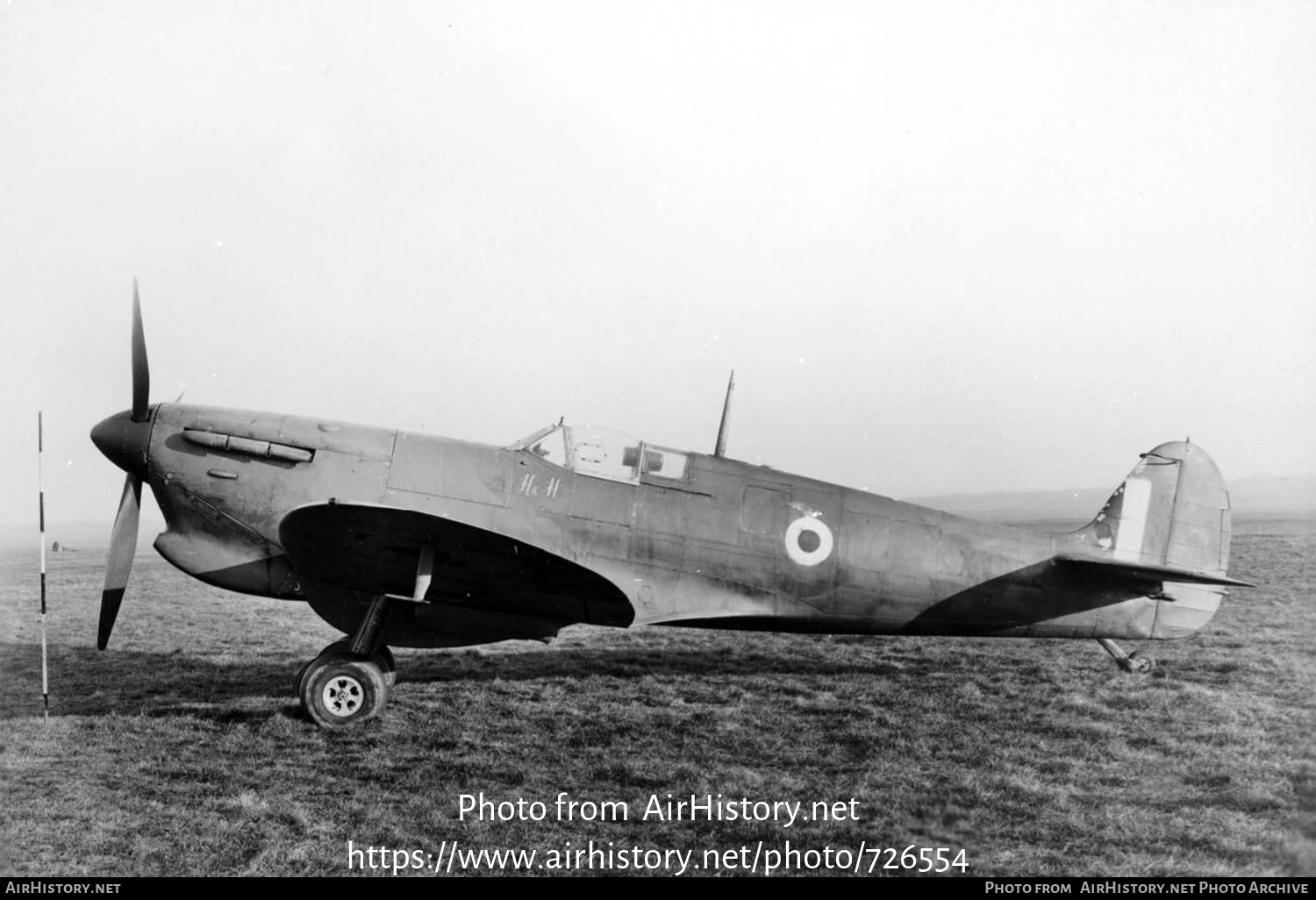 Aircraft Photo of X4922 | Supermarine 349 Spitfire F5A | UK - Air Force | AirHistory.net #726554