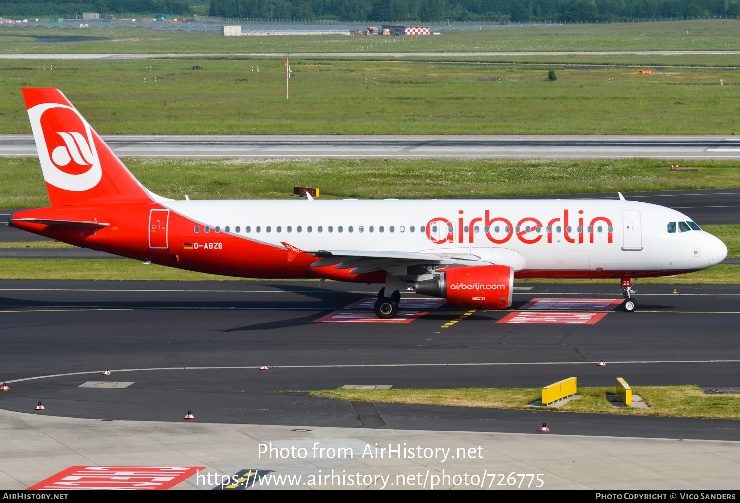 Aircraft Photo of D-ABZB | Airbus A320-216 | Air Berlin | AirHistory.net #726775