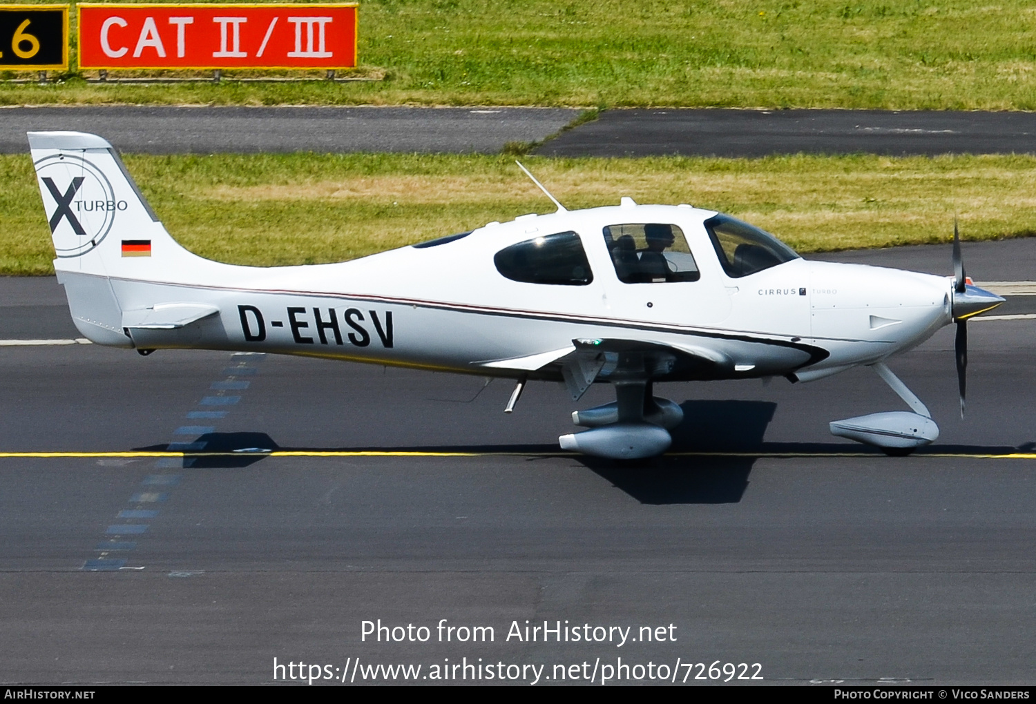 Aircraft Photo of D-EHSV | Cirrus SR-22 G2-GTS SE Turbo | AirHistory.net #726922