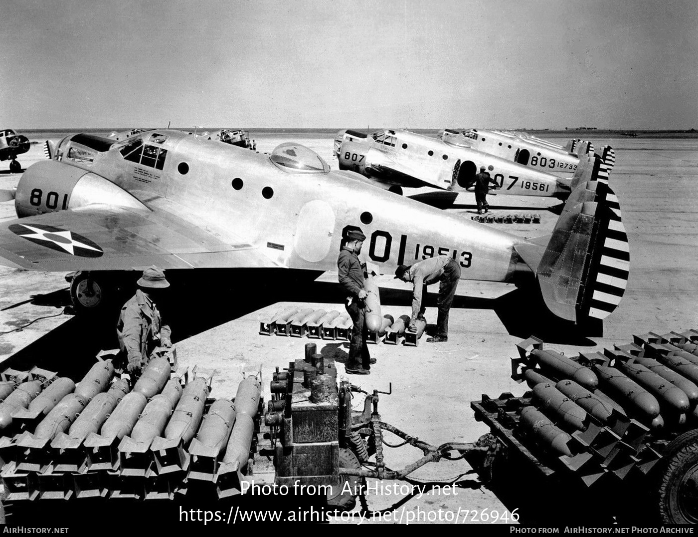 Aircraft Photo of 41-9513 / 19513 | Beech AT-11 Kansan | USA - Air Force | AirHistory.net #726946