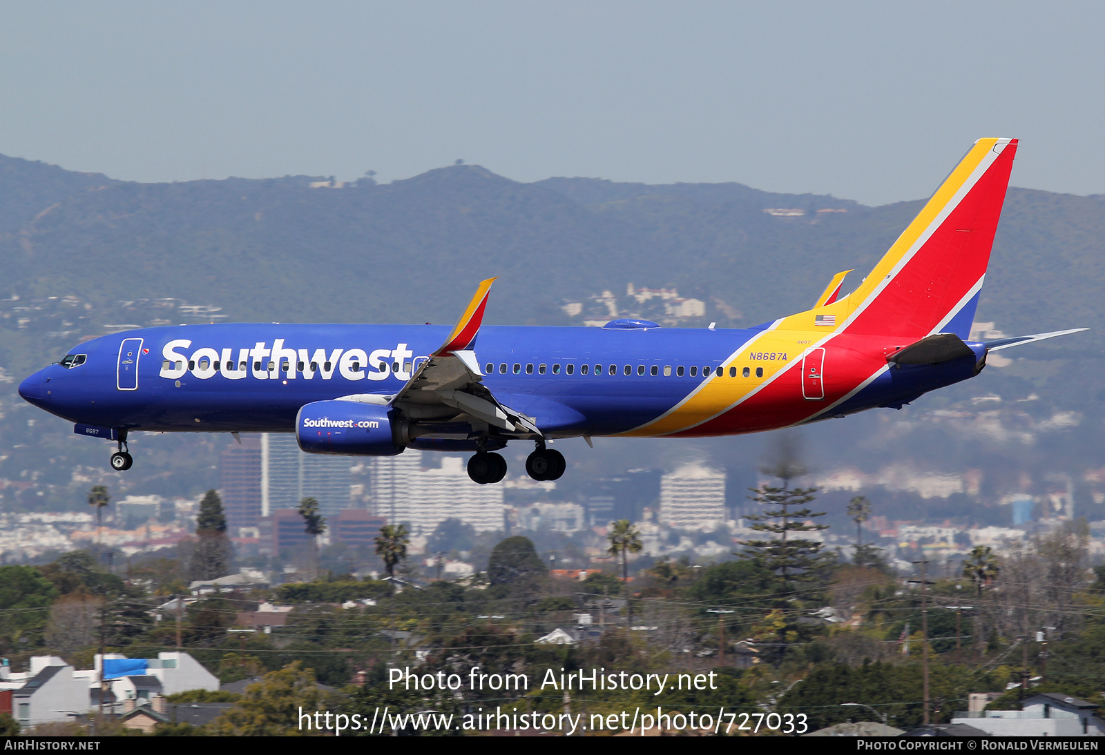 Aircraft Photo of N8687A | Boeing 737-8H4 | Southwest Airlines | AirHistory.net #727033