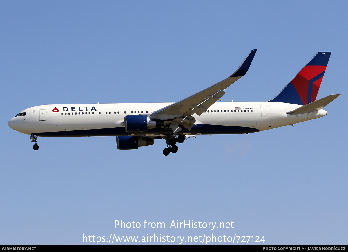 Aircraft Photo of N194DN | Boeing 767-332/ER | Delta Air Lines | AirHistory.net #727124