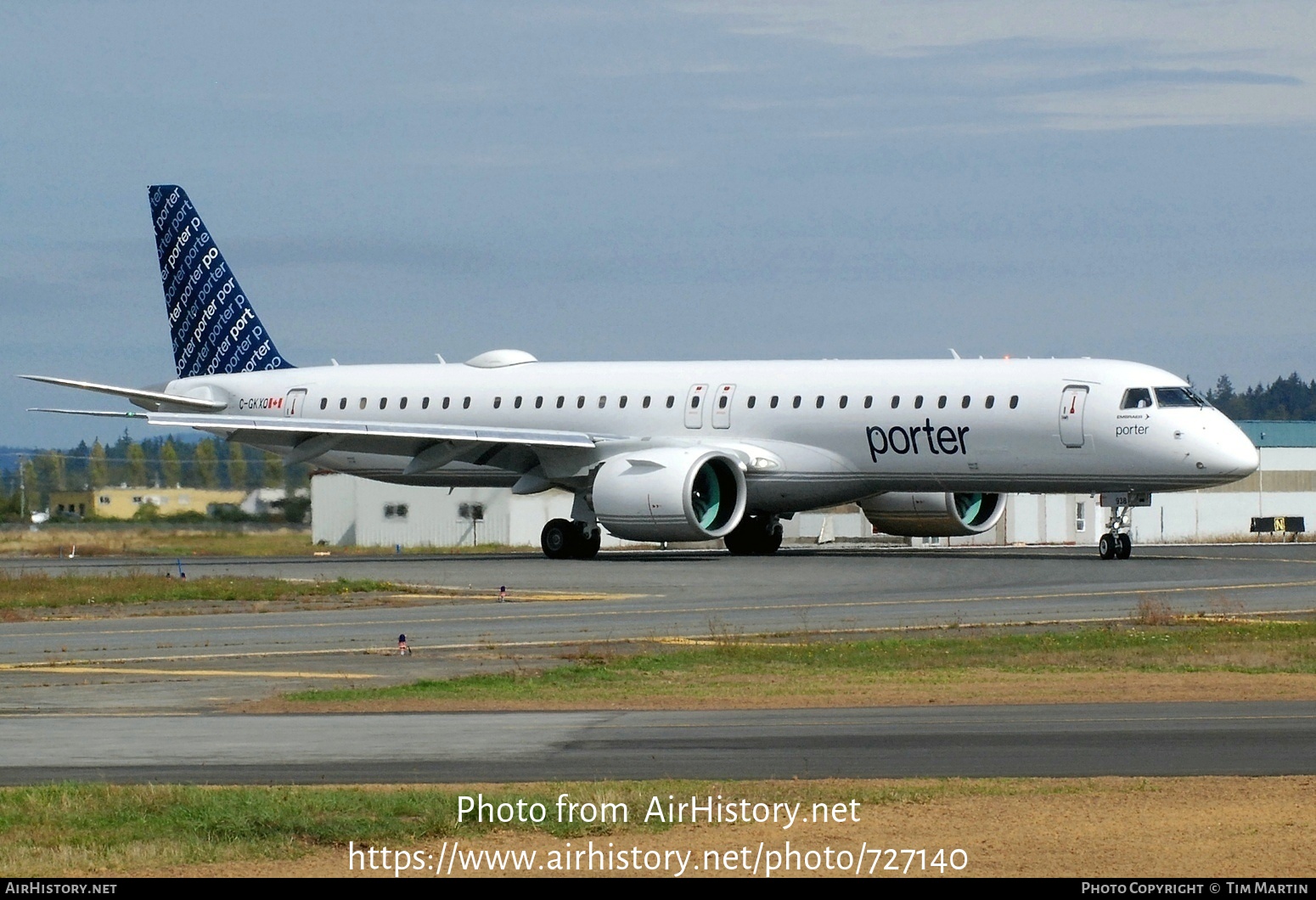 Aircraft Photo of C-GKXQ | Embraer 195-E2 (ERJ-190-400) | Porter Airlines | AirHistory.net #727140