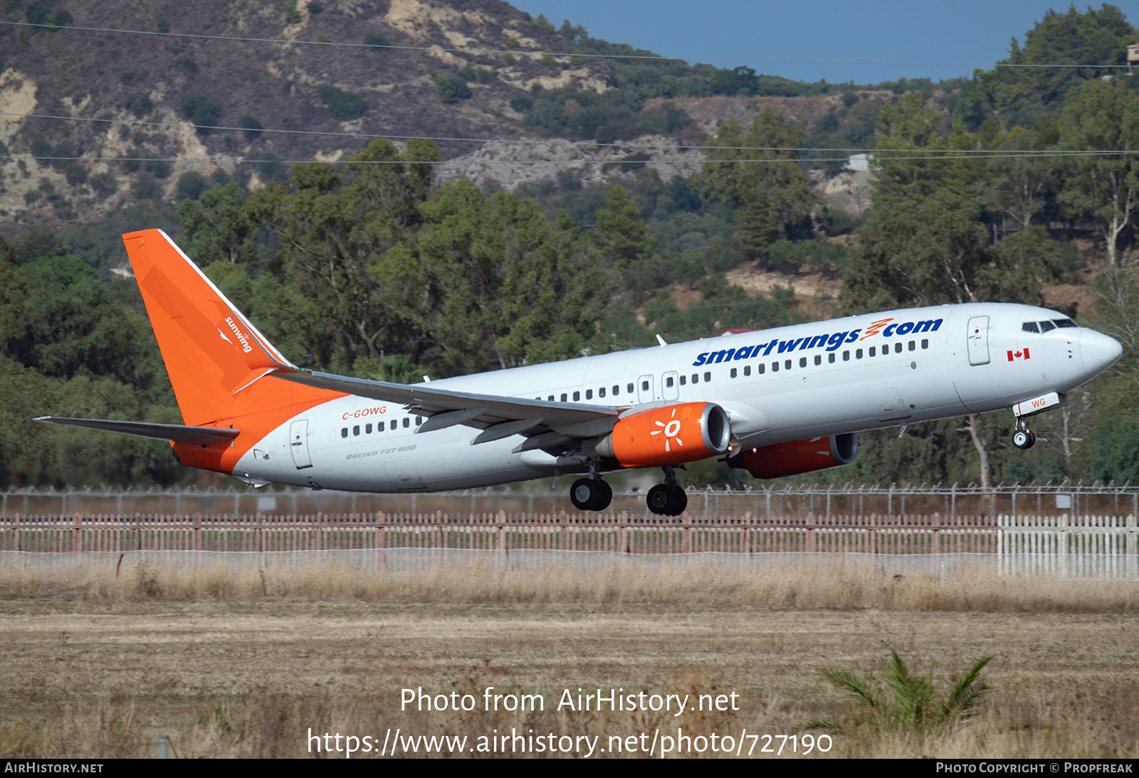 Aircraft Photo of C-GOWG | Boeing 737-86J | Smartwings | AirHistory.net #727190