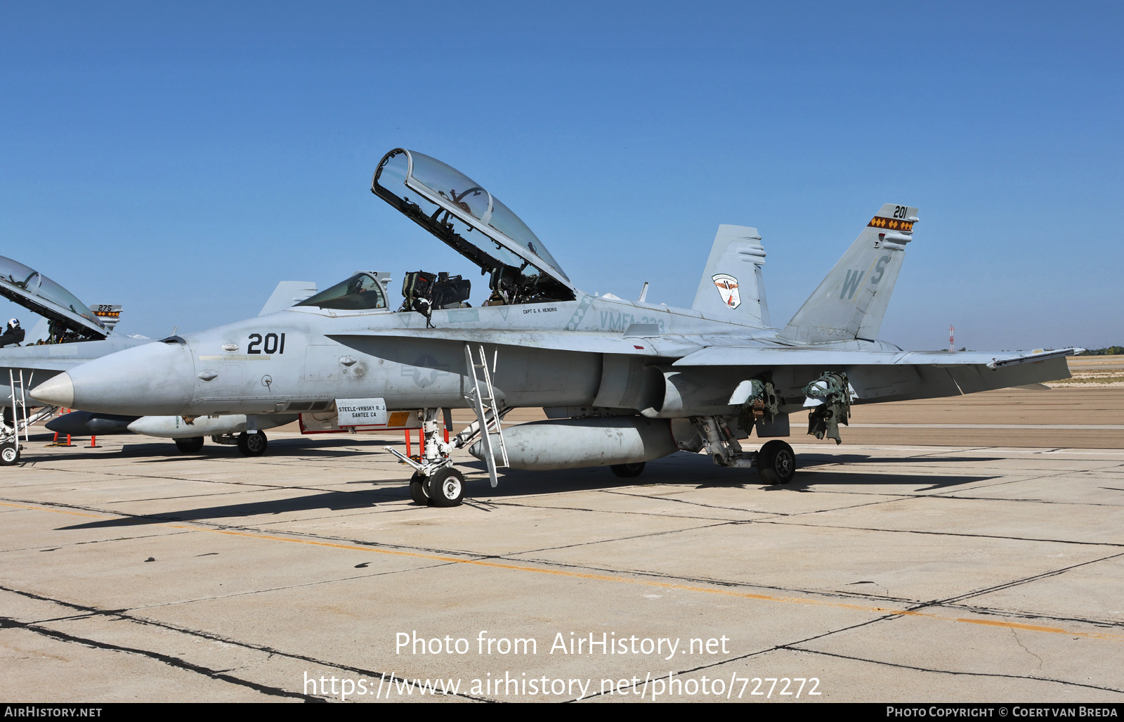 Aircraft Photo of 164705 | McDonnell Douglas F/A-18D Hornet | USA - Marines | AirHistory.net #727272