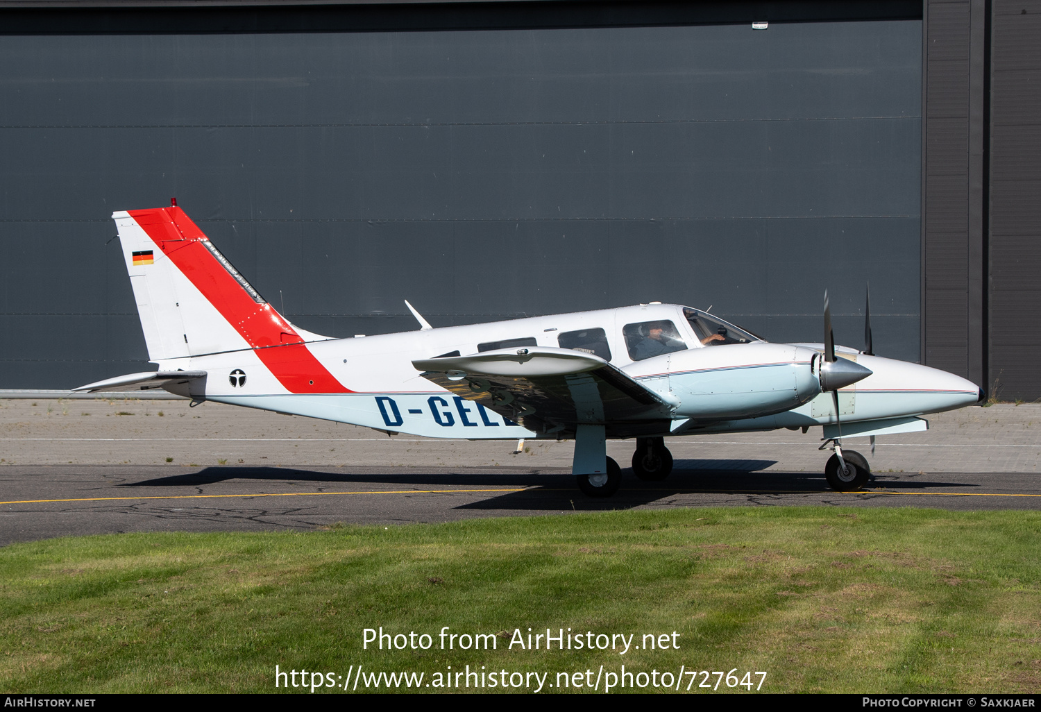 Aircraft Photo of D-GELD | Piper PA-34-200T Seneca II | AirHistory.net #727647