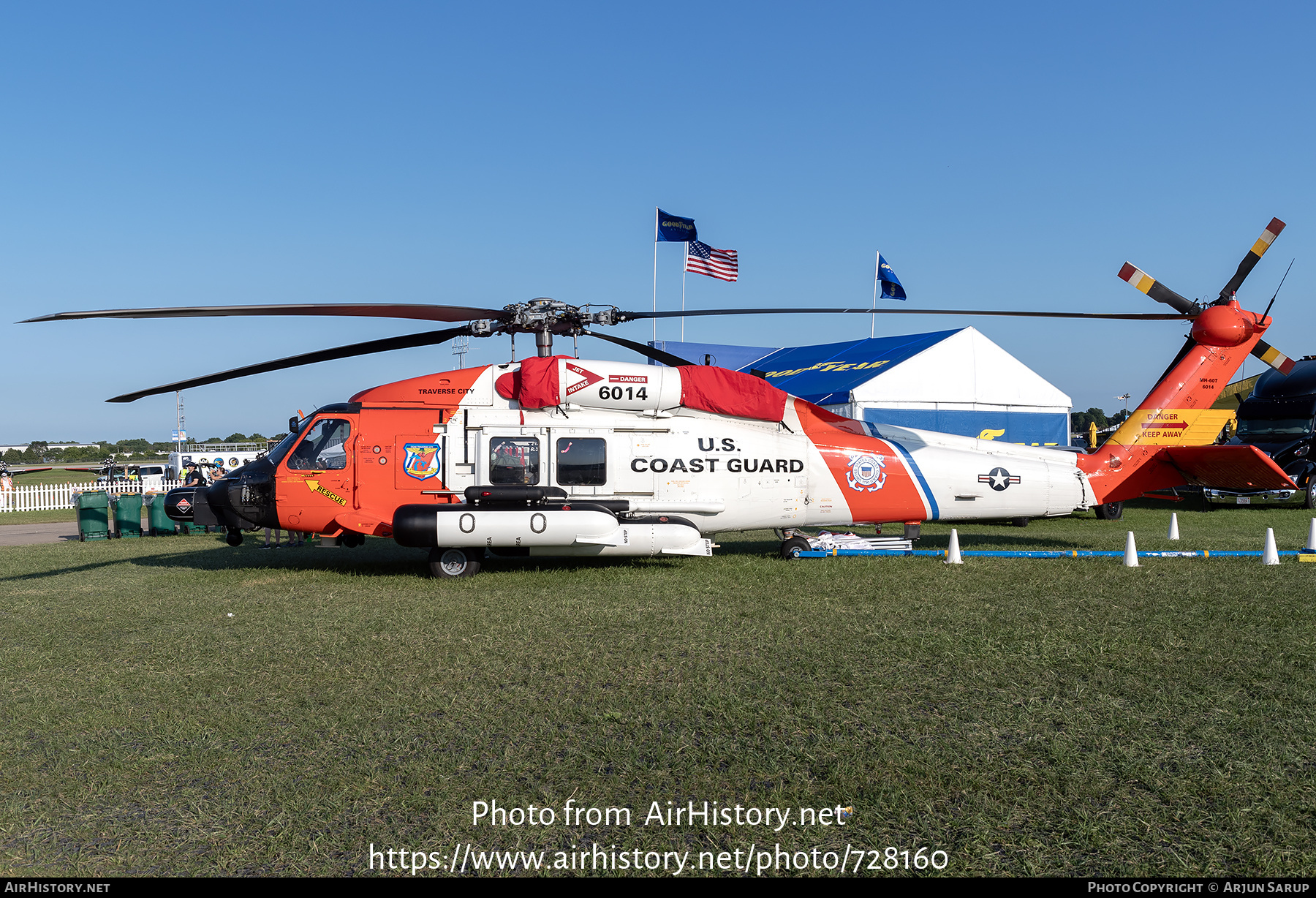 Aircraft Photo of 6014 | Sikorsky MH-60T Jayhawk (S-70B-5) | USA - Coast Guard | AirHistory.net #728160