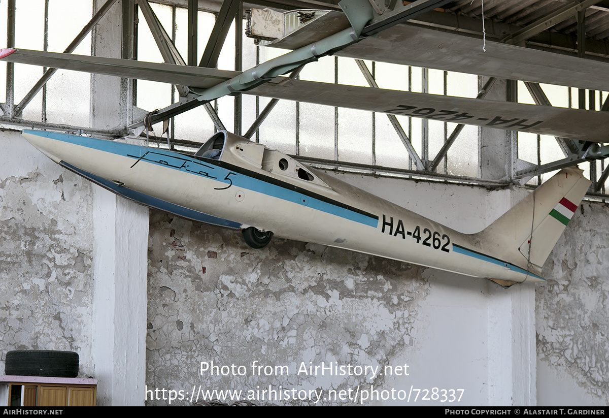 Aircraft Photo of HA-4262 | PZL-Bielsko SZD-32A Foka 5 | AirHistory.net #728337