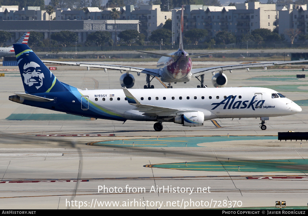 Aircraft Photo of N193SY | Embraer 175LR (ERJ-170-200LR) | Alaska Airlines | AirHistory.net #728370