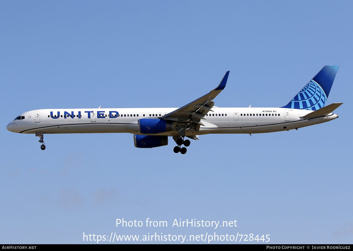 Aircraft Photo of N75858 | Boeing 757-324 | United Airlines | AirHistory.net #728445